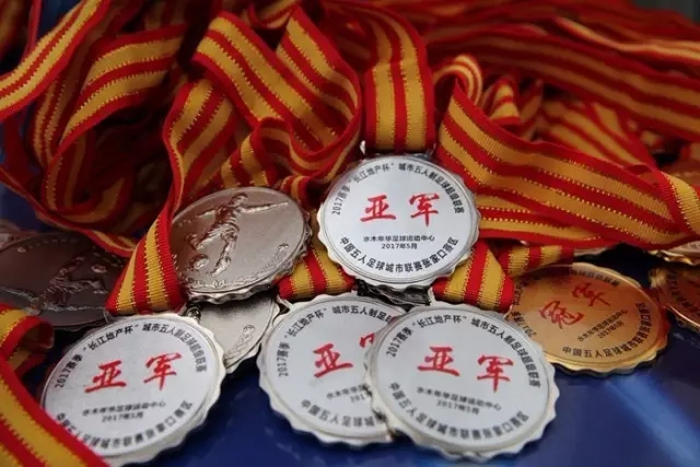 意甲前5轮人均进球接近3，成为五大联赛中唯一无平局的赛事